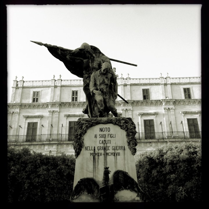 HipstamaticPhoto-524596541.785509